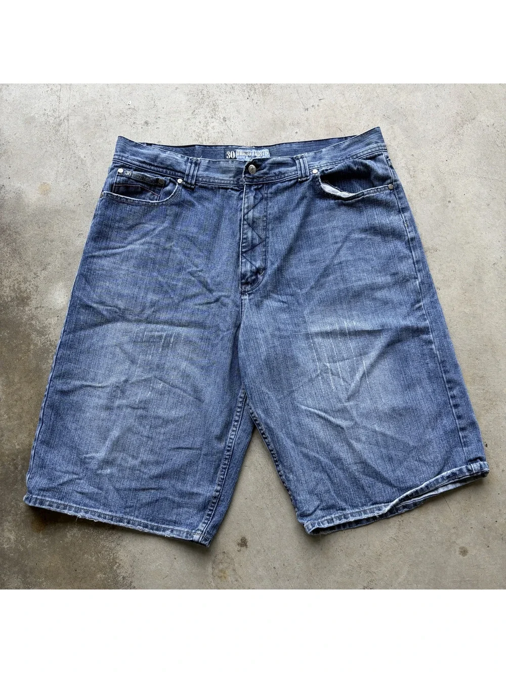 Indigo Thirty's Classic Denim Shorts Size 30 Waist 40